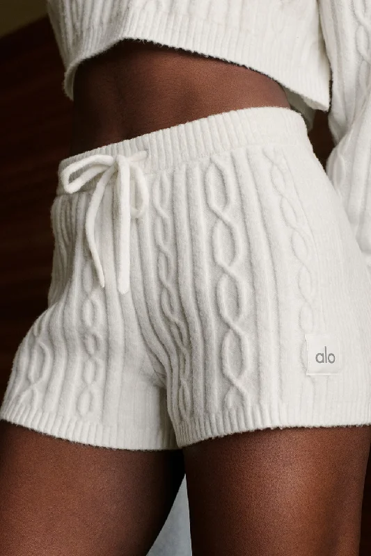 Steals and Deals Cable Knit Winter Bliss Short - Ivory
