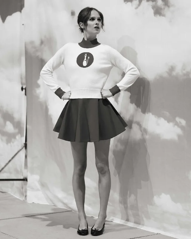 Weekend Bargains to Celebrate Hollywood Authentic The Super Hero New Ivory White