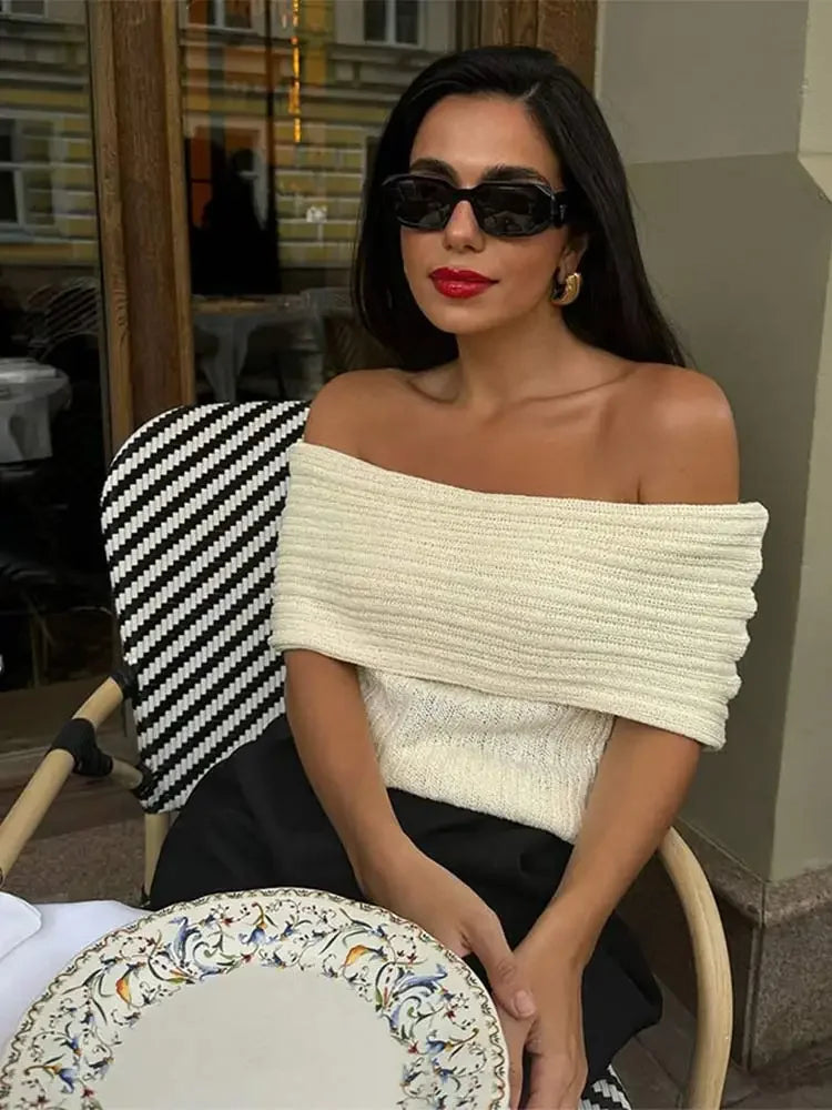 Closeout Elegant White One Shoulder Knitted Women Sexy Off Shoulder Short Sleeves Slim Sweater