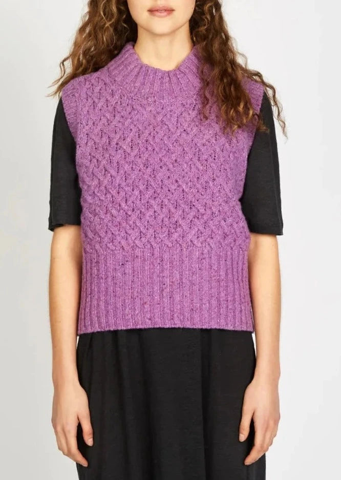 Savings Bonanza IrelandsEye Trellis Cropped Vest | Orchid