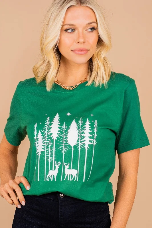 Quick Sale Winter Wonderland Evergreen Graphic Tee