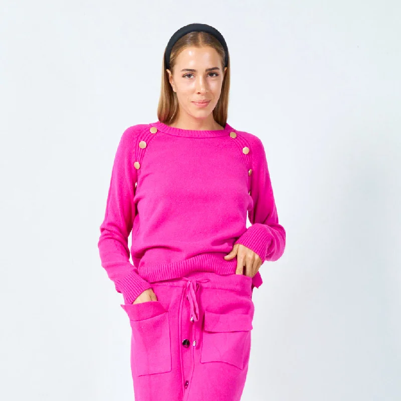 MAGENTA