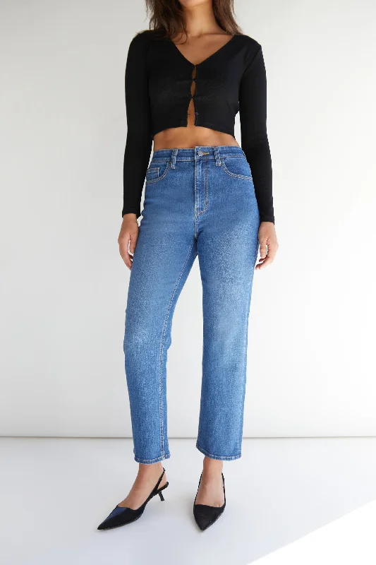 Weekend Bargains to Cherish TAPERED JEAN WITH ELASTICATED WAIST