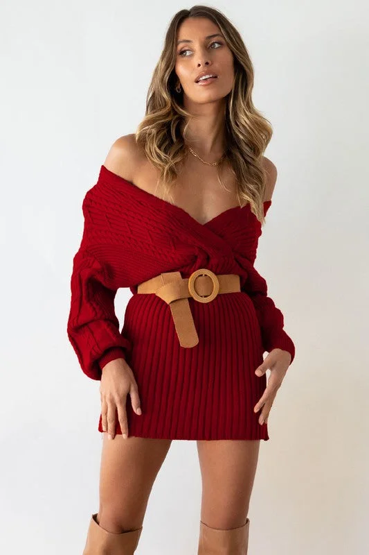 Weekend Shopping Made Better Fashion Dress with V-Neckline and Long Sleeves