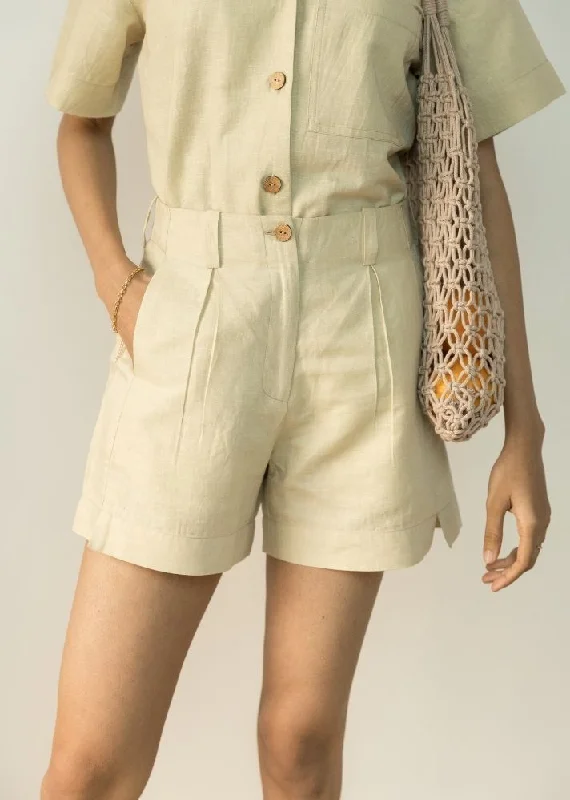 Hurry In Tomboy Shorts
