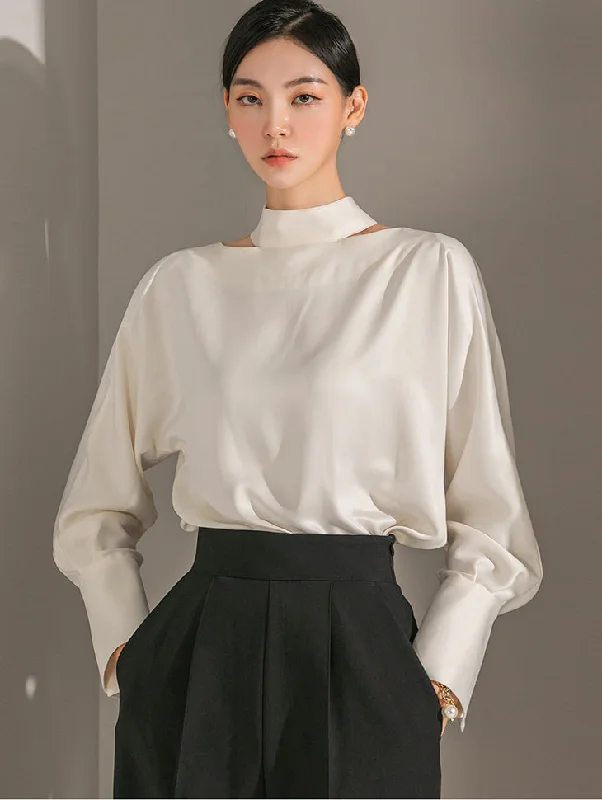 Bonus Offer B2761 Half-High Neck Slit Blouse