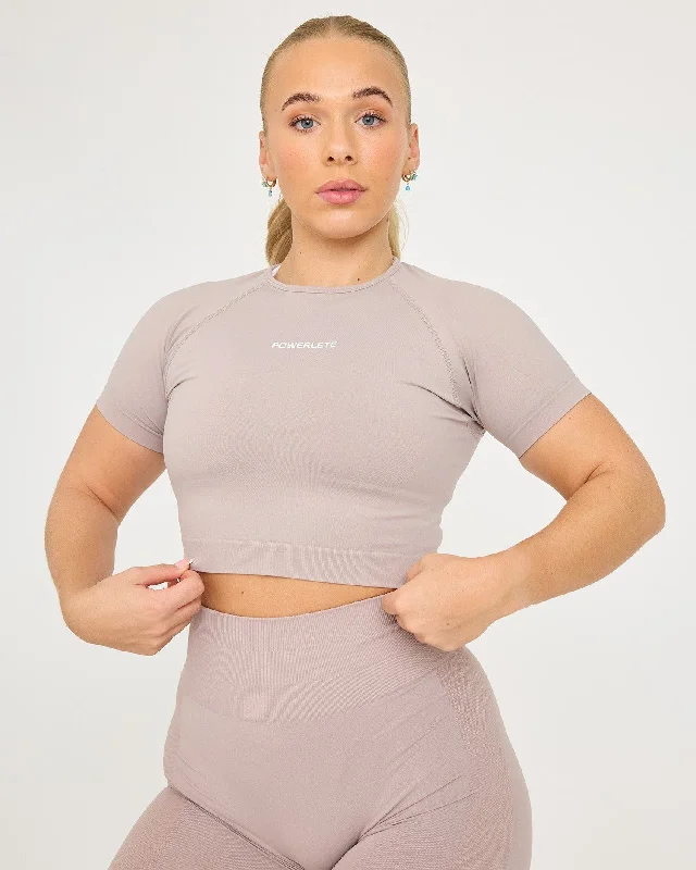 New Markdowns Evolve Seamless SS Crop Top