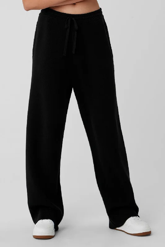 Weekend Deals That Amaze Scholar Straight Leg Sweatpant - Black