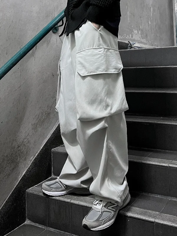 Weekend Shopping Made Better Big pocket cargo pants