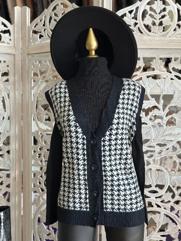 Massive Deals Houndstooth Sweater Vest
