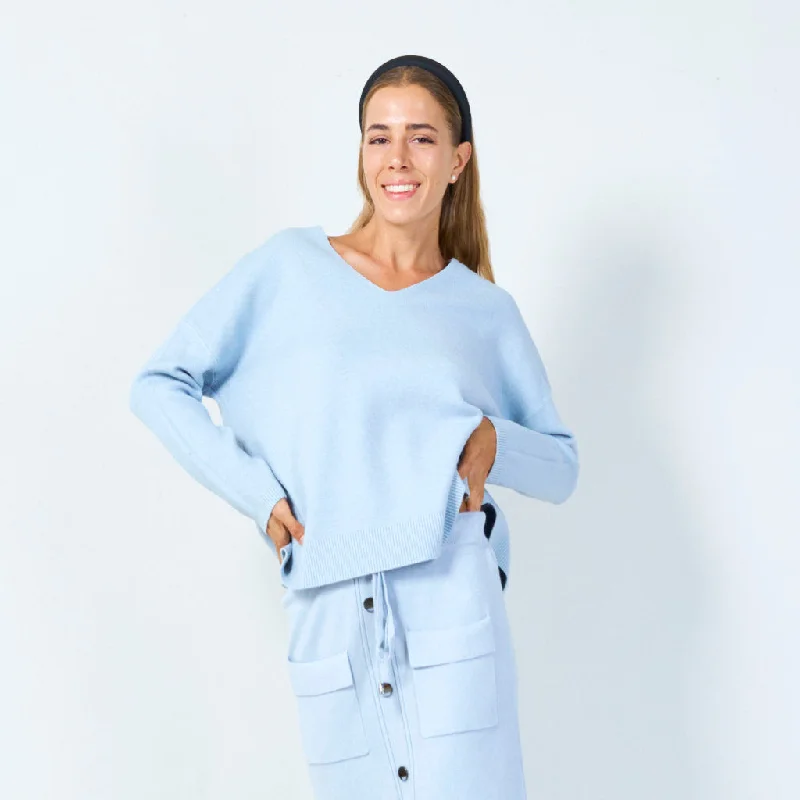 LIGHTBLUE