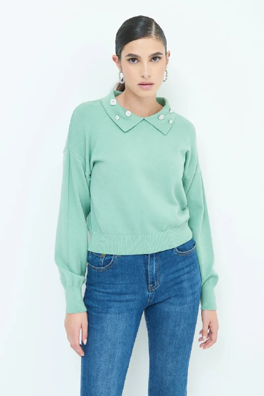 Closeout Stylish cropped sweater with embellished collar wholesale