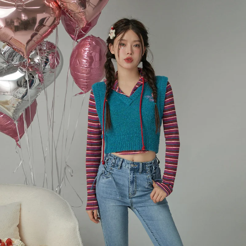 Don't Wait When I Am With You Embroidered V-Neck Sleeveless Knit Vest