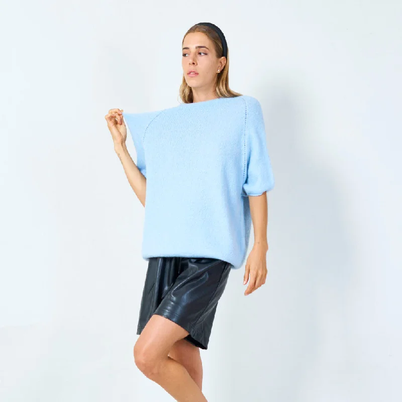 LIGHTBLUE
