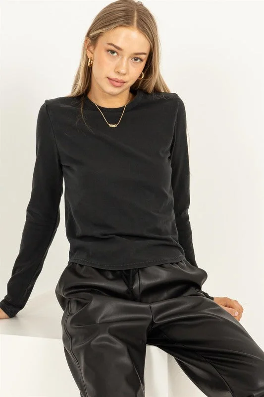 Today’s Deal LAURA LONG SLEEVE ROUND HEM TOP