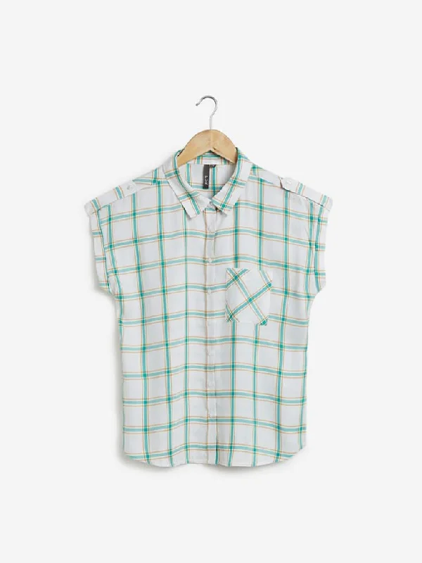 Weekend Savings Delight LOV White Topaz Checked Top