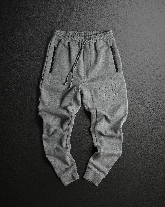 EMBOSSED FITTED JOGGERS-GREY