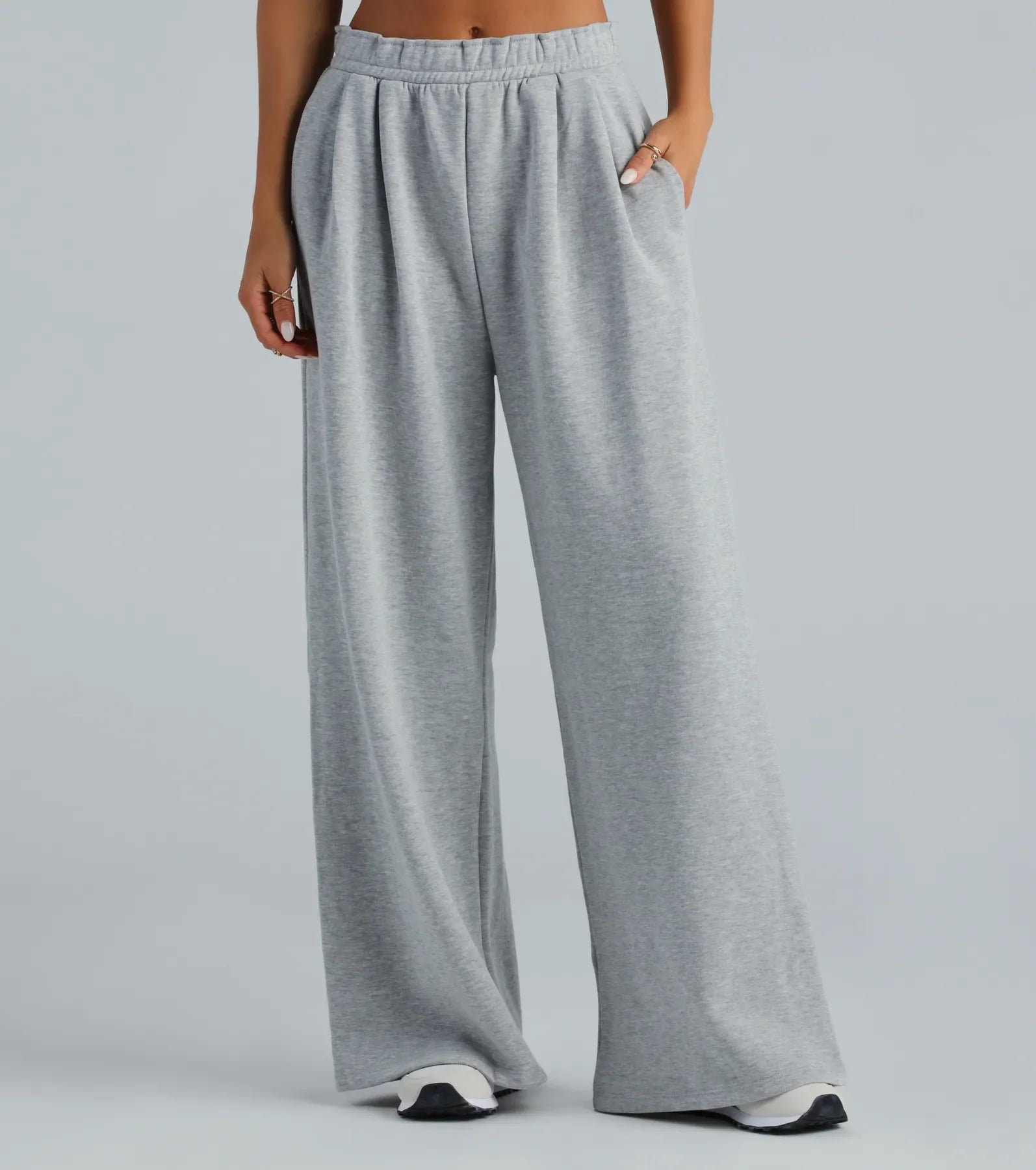 Online Only Favorite Trend High-Rise Oversized Sweatpants