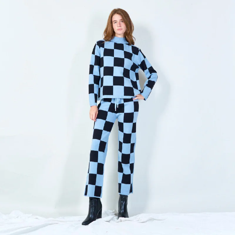 Reduced Price Bold checkered knit sweater wholesale