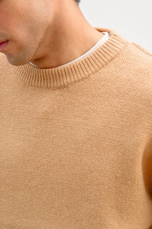 SOFT KNIT SWEATER