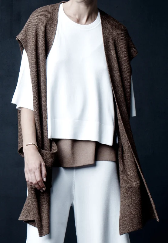 Savings Event Ribbed Poncho Vest in Rustic